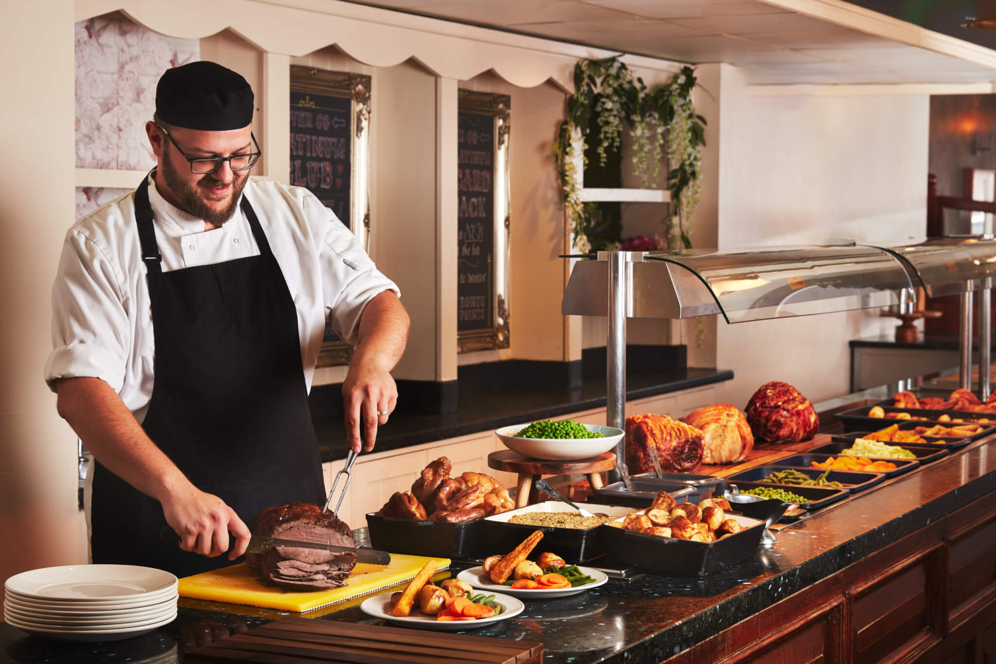 Castle Caister Food scaled